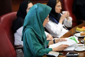 جلسه کمیته مورتالیتی 15-5-97 در مرکز قلب و عروق شهیدرجایی: عکس شماره 1 / 12